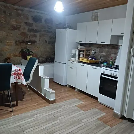 Holiday home Casuta De Pe Deal *